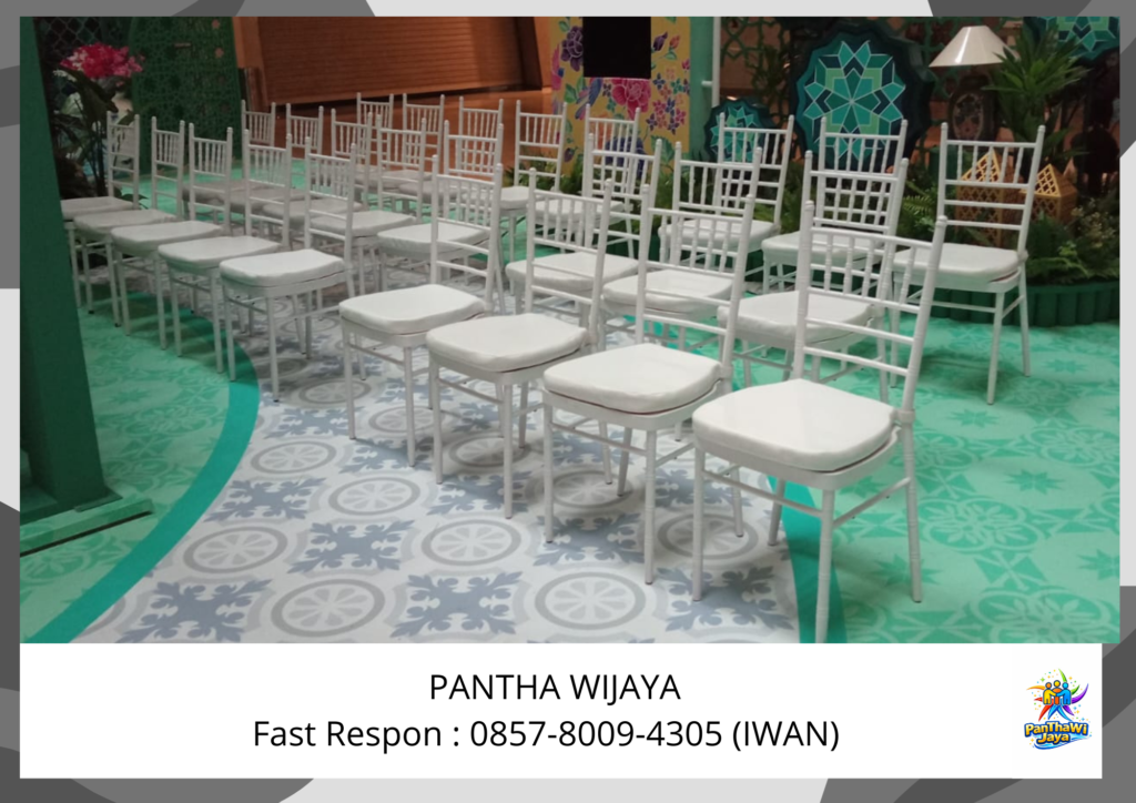 Sewa Kursi Tiffany Kayu Warna Putih Area Karawang