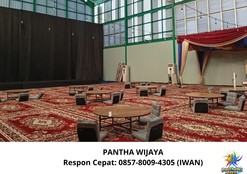 Sewa Karpet Permadani Merah Tirai Hitam Jakarta