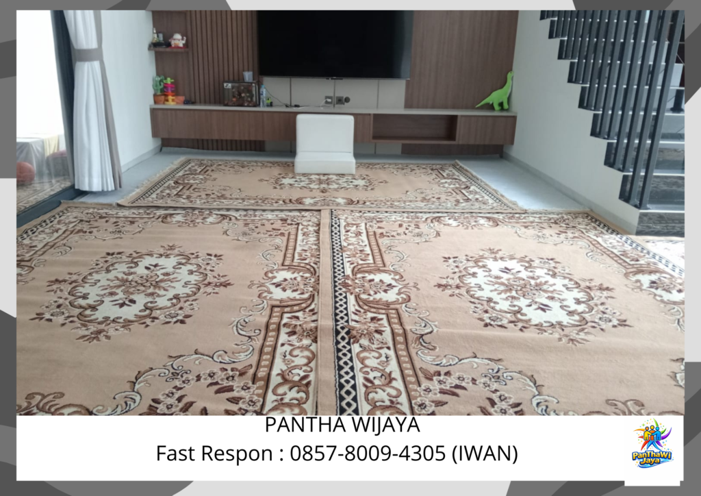 Sewa Meja Bundar Lesehan Karpet Permadani Cokelat Area Bogor