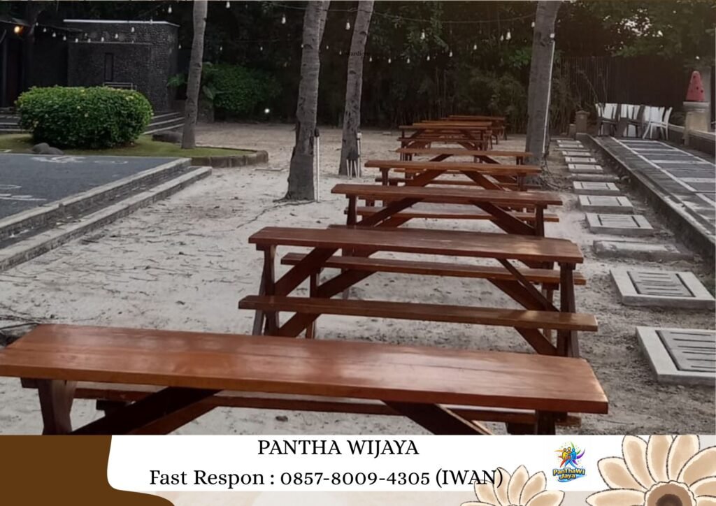 Sewa Meja Kursi Taman VIP Kayu Kaki Silang Jakarta