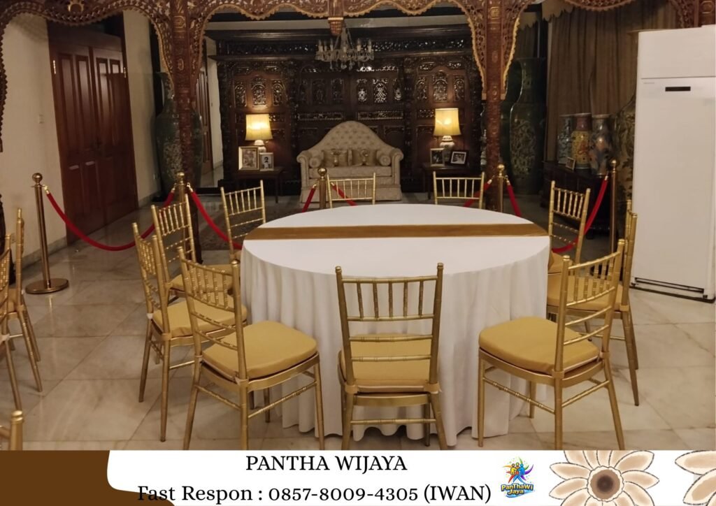 Rental Round Table Tiffany Chairs Gold Cikarang