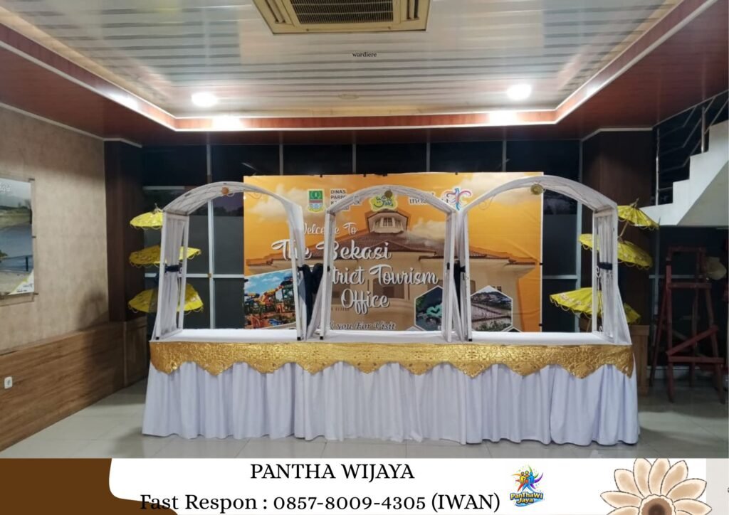 Sewa Meja Gubukan Poni Gold Cover Taplak Putih Jakarta