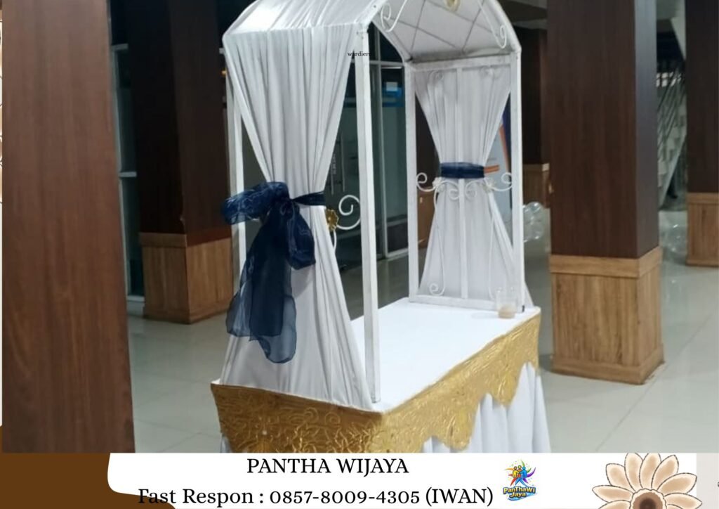 Sewa Meja Gubukan Poni Gold Cover Taplak Putih Jakarta