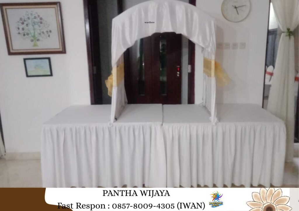 Sewa Meja Gubukan Poni Gold Cover Taplak Putih Jakarta