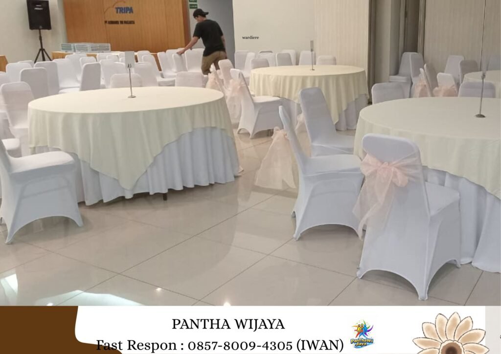 Sewa Meja Kursi Cover Putih Bersih Area Karawang